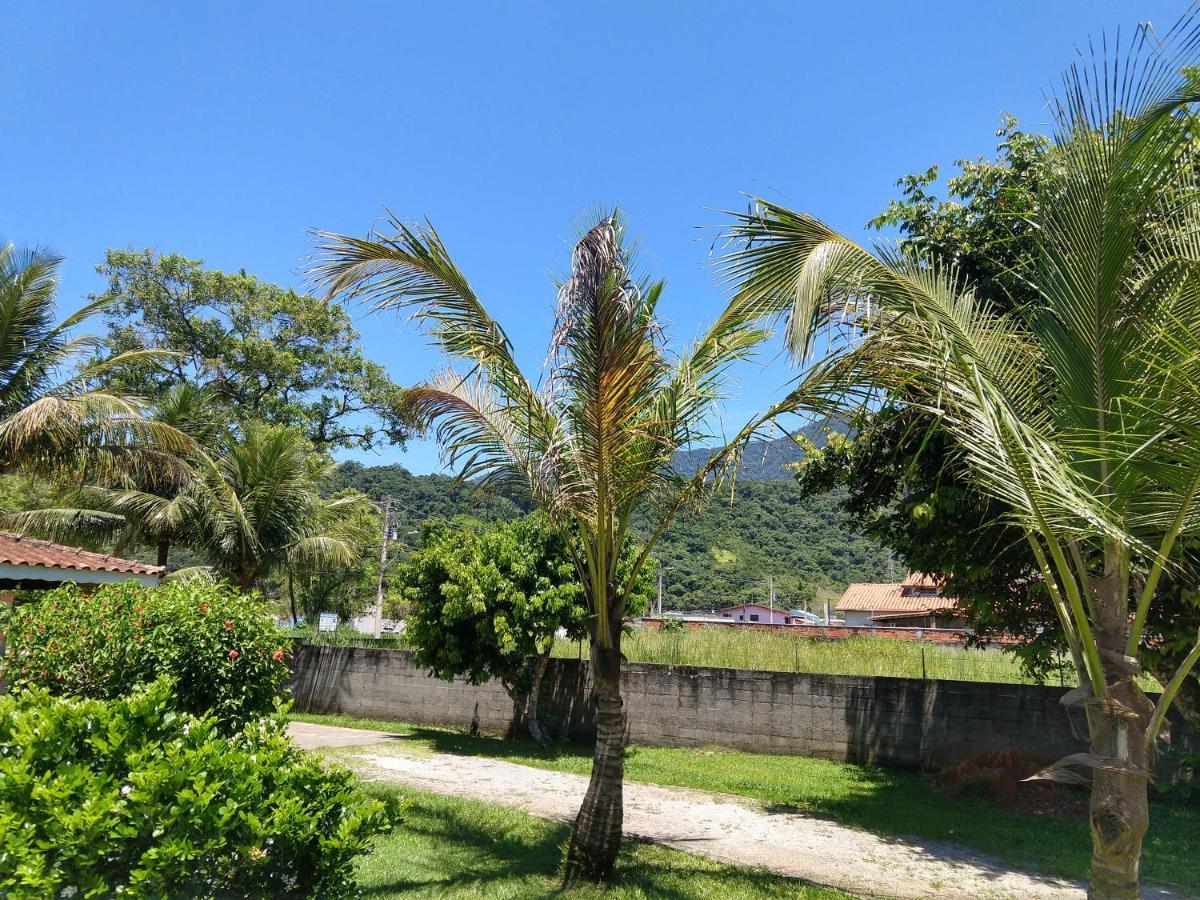 Locacao P Final De Semana Mourada Terrea Hotel Caraguatatuba Buitenkant foto